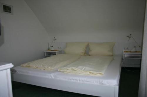 Hotel Cafe Talblick Vielbrunn Zimmer foto